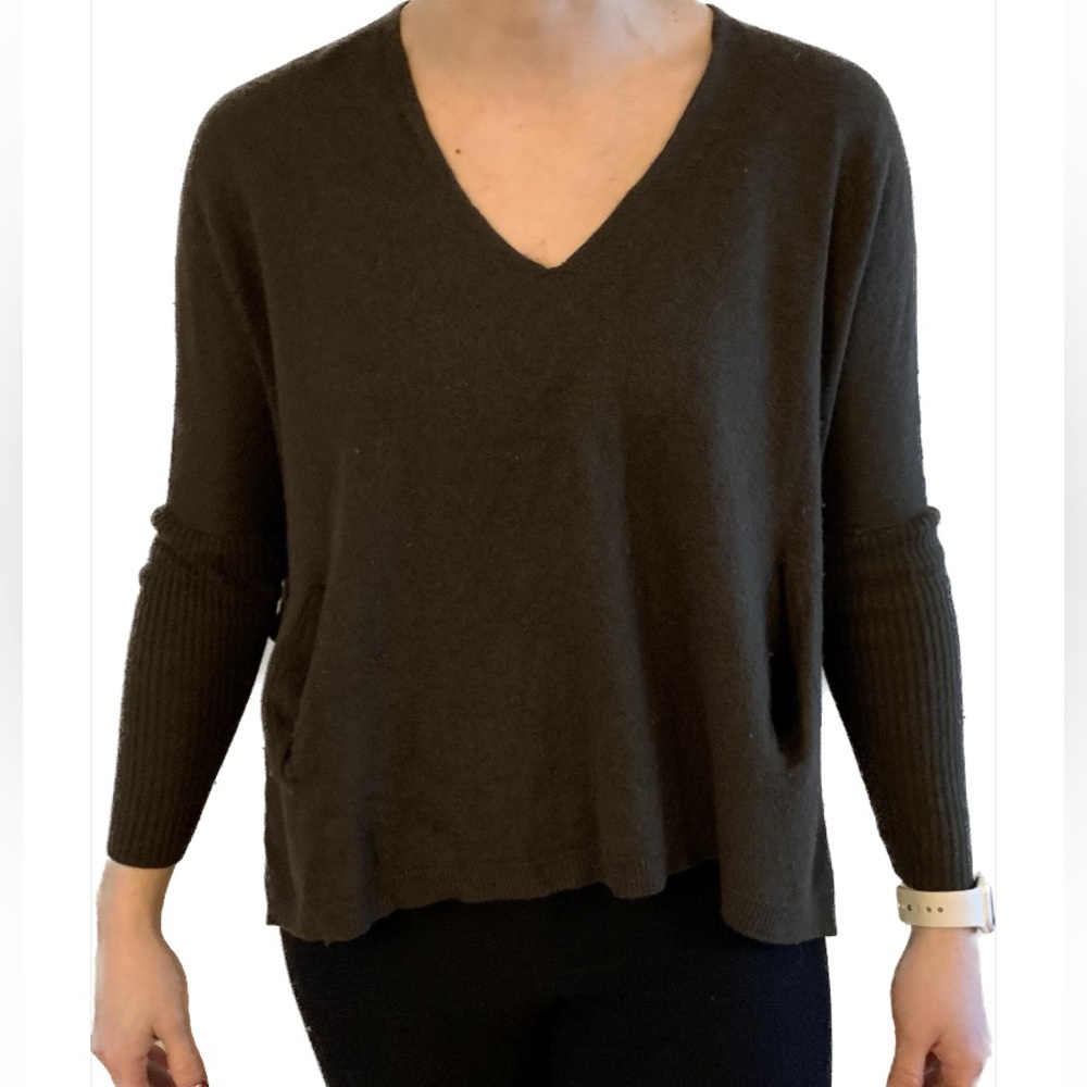 Aritzia Babaton wool and linen sweater